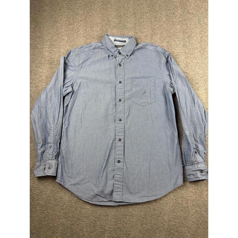 Nautica Men's Classic Fit Button-Down‎ Casual Shirt Medium